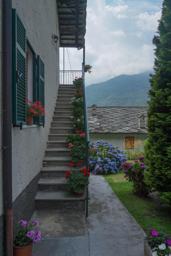 Bed & Breakfast Ai Fontana Villar Pellice Exterior photo